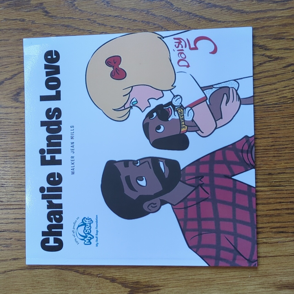 EUC Charlie Finds Love Walker Jean Mills Paperback Book Children's Book